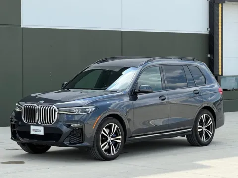 Gray 2020 BMW X7 xDrive40i for sale in Noblesville, IN