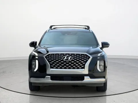 More photos of 2022 Hyundai Palisade Calligraphy at Noblesville Imports, IN