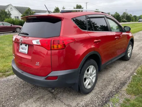 More photos of 2013 Toyota RAV4 LE at Noblesville Imports, IN