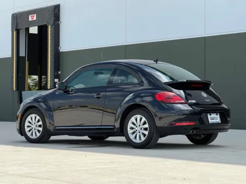 More photos of 2019 Volkswagen Beetle 2.0T S at Noblesville Imports, IN