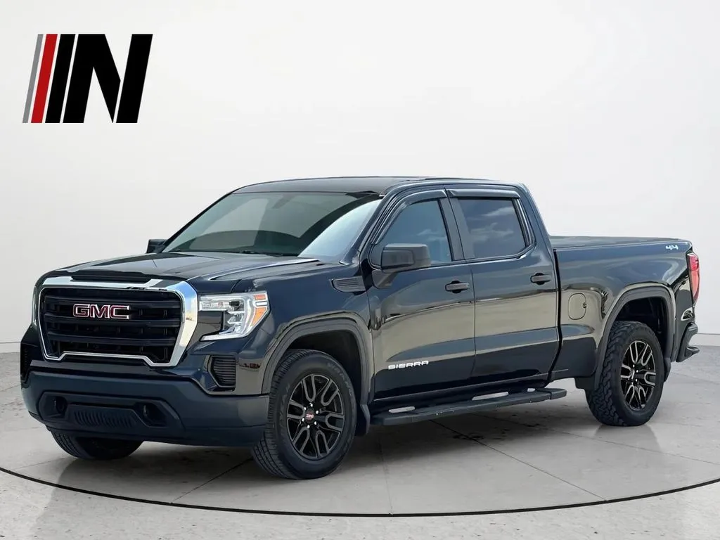 2020 GMC Sierra Base 4WD Crew Cab Short Box's photo
