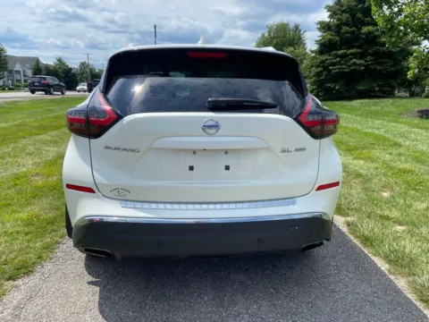 More photos of 2020 Nissan Murano SL at Noblesville Imports, IN
