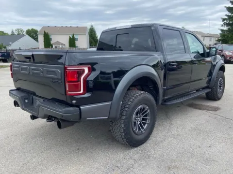 More photos of 2019 Ford F-150 Raptor at Noblesville Imports, IN