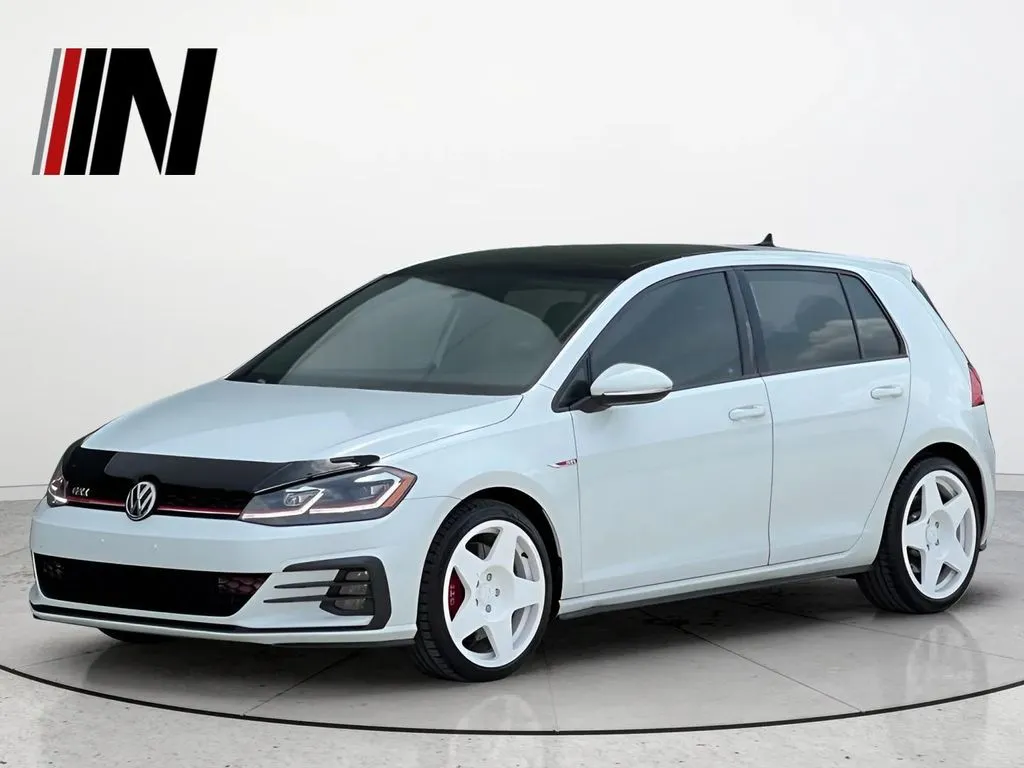White 2018 Volkswagen Golf GTI 2.0T SE for sale in Noblesville, IN