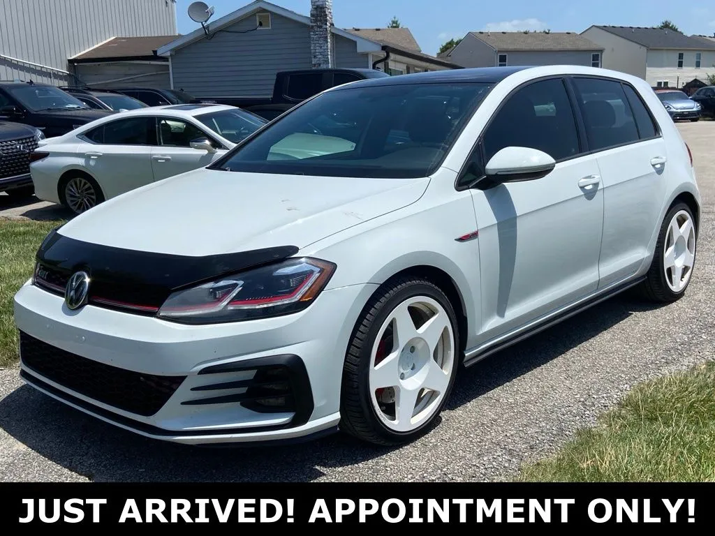 2018 Volkswagen Golf GTI 2.0T Autobahn w/Performance 4-door's photo