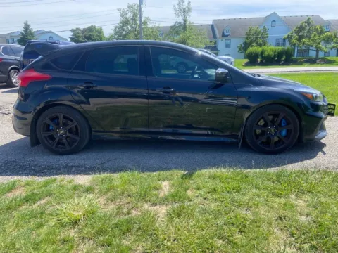 More photos of 2017 Ford Focus RS at Noblesville Imports, IN