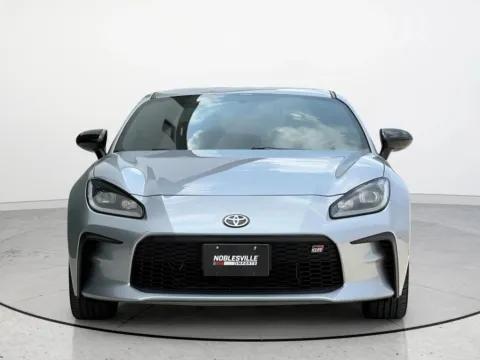 More photos of 2023 Toyota GR86 Premium at Noblesville Imports, IN