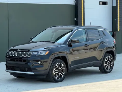 Black 2022 Jeep Compass Limited for sale in Noblesville, IN