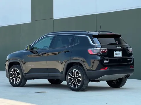 More photos of 2022 Jeep Compass Limited at Noblesville Imports, IN