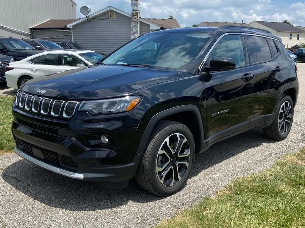 Black 2022 Jeep Compass Limited for sale in Noblesville, IN