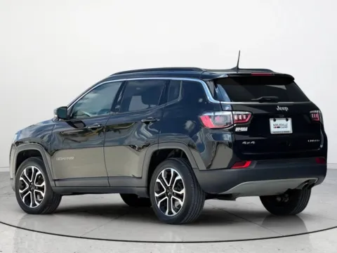 More photos of 2022 Jeep Compass Limited at Noblesville Imports, IN