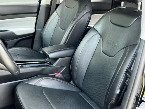 More photos of 2022 Jeep Compass Limited at Noblesville Imports, IN