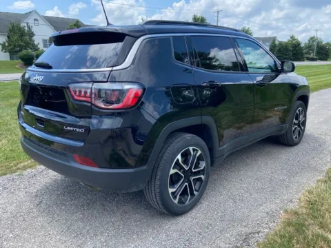 More photos of 2022 Jeep Compass Limited at Noblesville Imports, IN