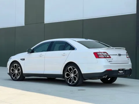 More photos of 2018 Ford Taurus SHO at Noblesville Imports, IN