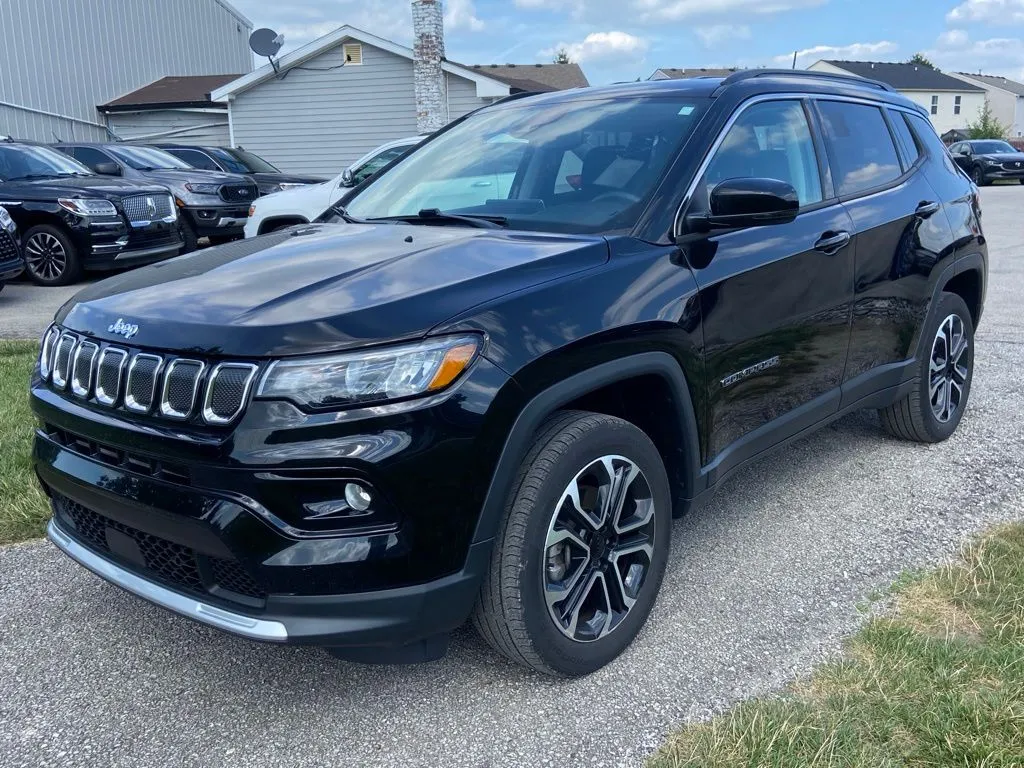 Black 2022 Jeep Compass Limited for sale in Noblesville, IN