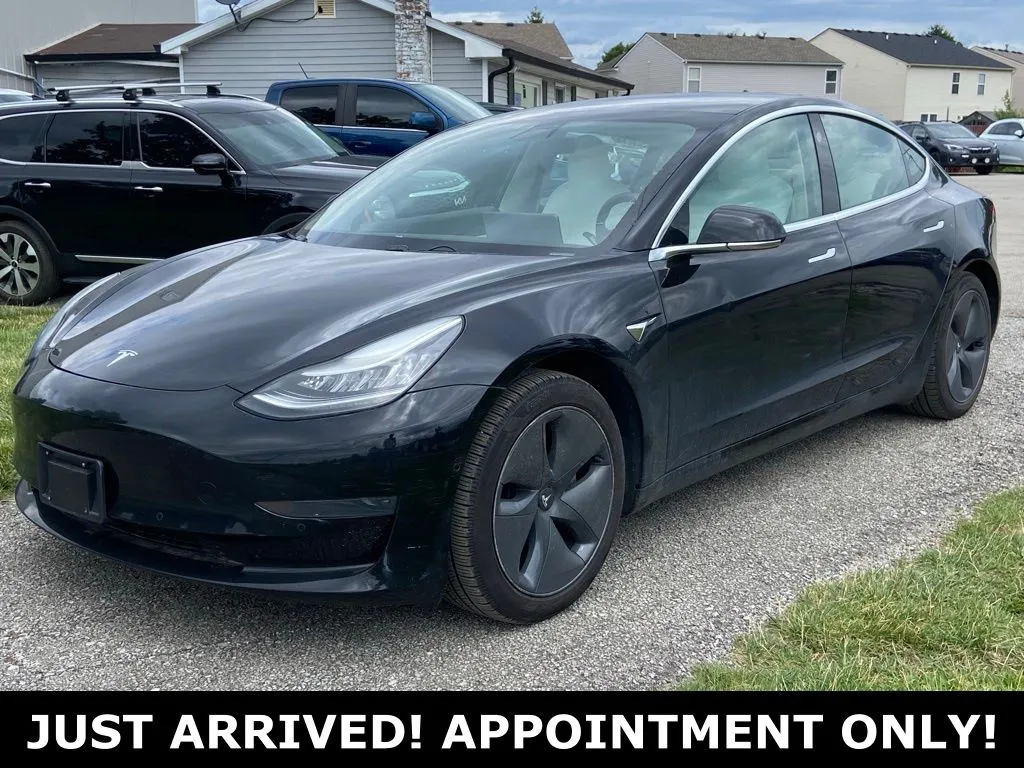 Black 2020 Tesla Model 3 Standard Range Plus for sale in Noblesville, IN