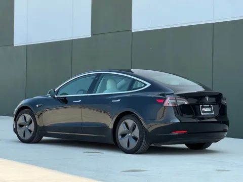 More photos of 2020 Tesla Model 3 Standard Range Plus at Noblesville Imports, IN