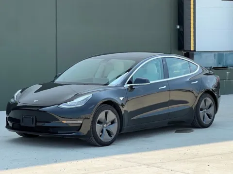Black 2020 Tesla Model 3 Standard Range Plus for sale in Noblesville, IN