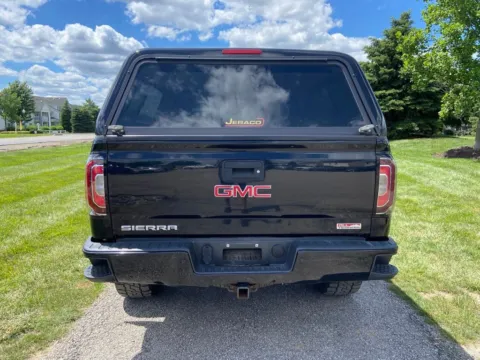 More photos of 2017 GMC Sierra 1500 SLT at Noblesville Imports, IN