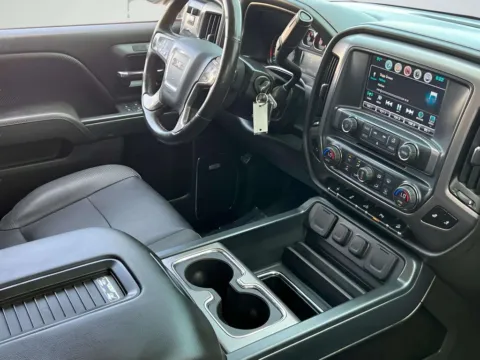 More photos of 2017 GMC Sierra 1500 SLT at Noblesville Imports, IN