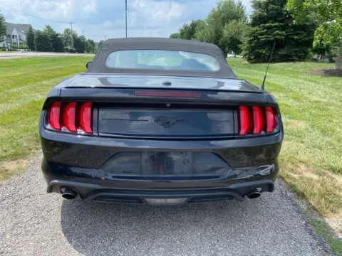 More photos of 2018 Ford Mustang EcoBoost Premium at Noblesville Imports, IN