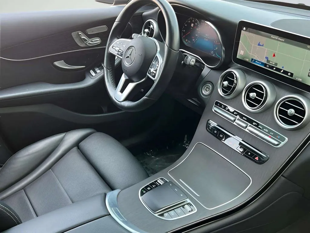 2022 Mercedes-Benz GLC GLC300 - Photo 6