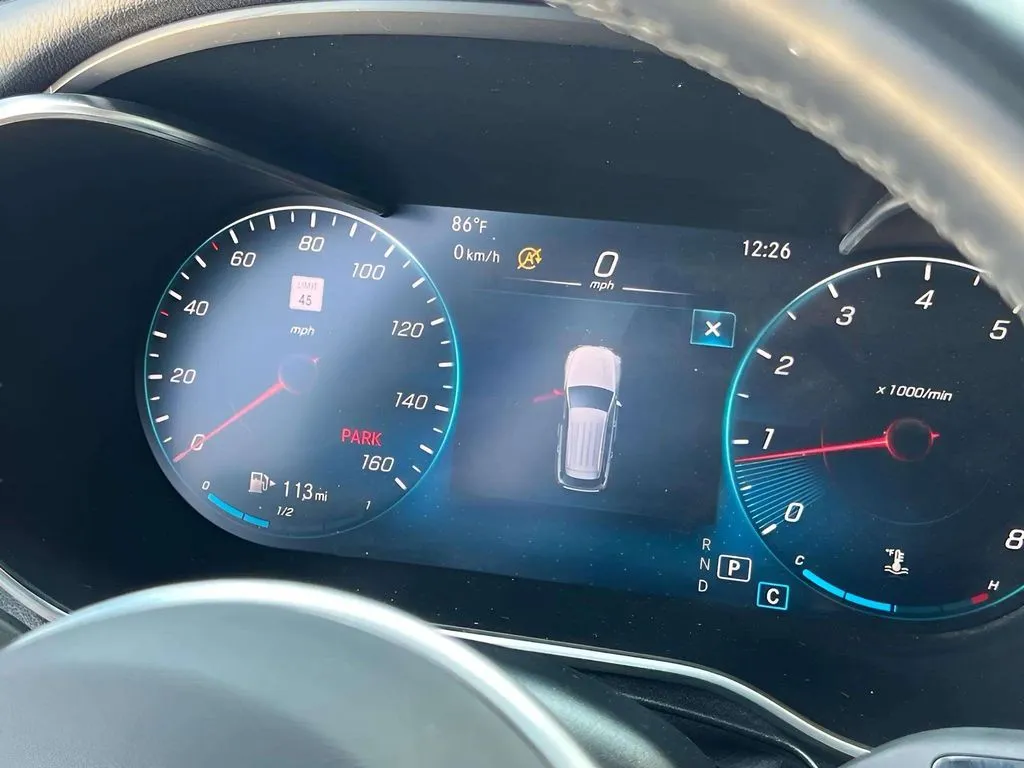 2022 Mercedes-Benz GLC GLC300 - Photo 20