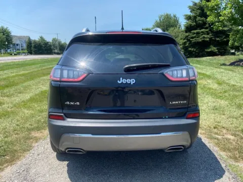 More photos of 2020 Jeep Cherokee Limited at Noblesville Imports, IN