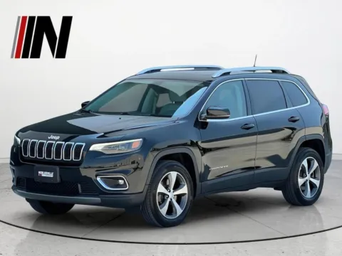 Used 2018 Jeep Cherokee Trailhawk for sale in Noblesville, IN at