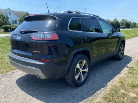 More photos of 2020 Jeep Cherokee Limited at Noblesville Imports, IN