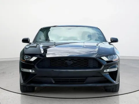 More photos of 2018 Ford Mustang EcoBoost Premium at Noblesville Imports, IN