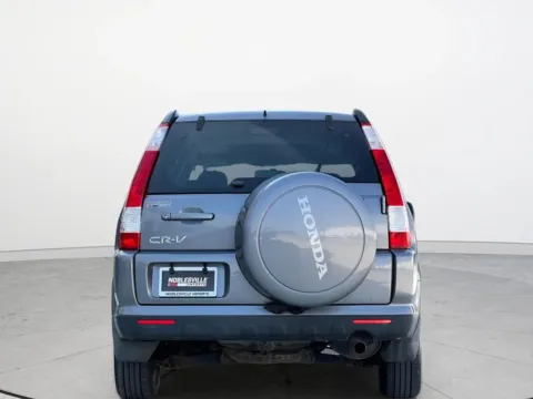 More photos of 2006 Honda CR-V SE at Noblesville Imports, IN