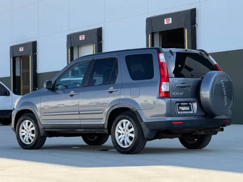 Photos of 2006 Honda CR-V SE for sale in Noblesville, IN at Noblesville Imports