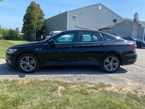 Photos of 2020 Volkswagen Jetta R-Line for sale in Noblesville, IN at Noblesville Imports