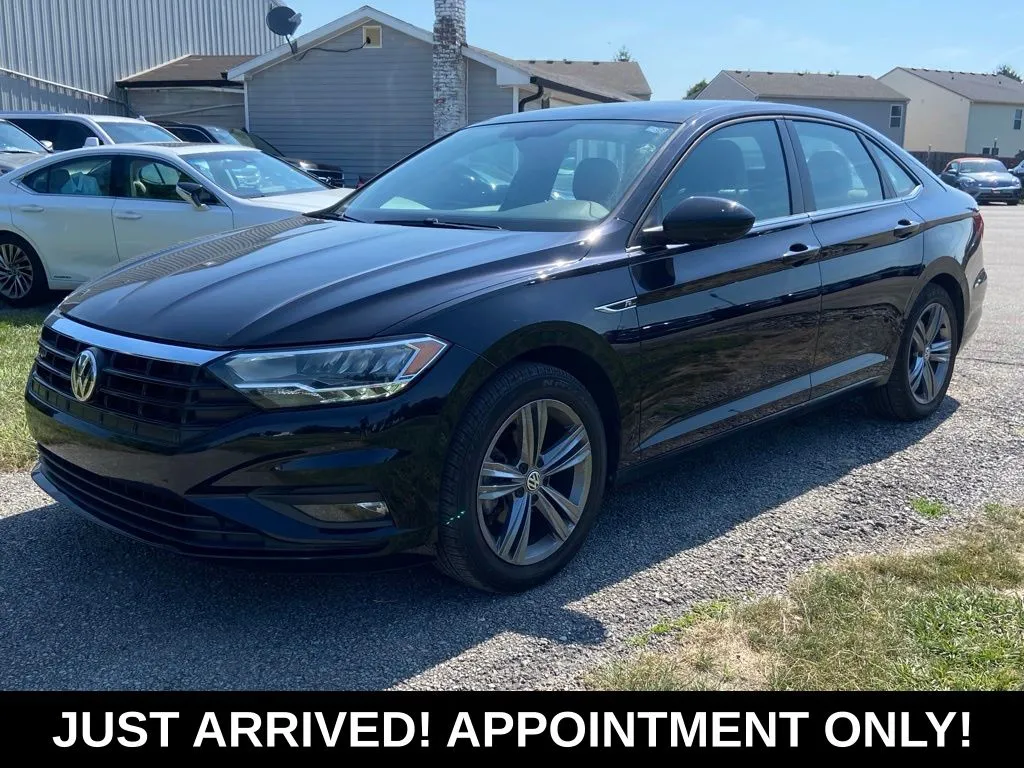 Black 2020 Volkswagen Jetta R-Line for sale in Noblesville, IN