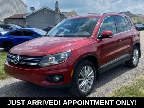 Red 2014 Volkswagen Tiguan SE for sale in Noblesville, IN