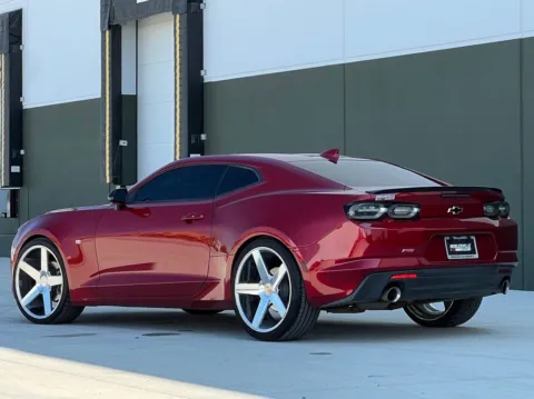 More photos of 2021 Chevrolet Camaro 2LT at Noblesville Imports, IN