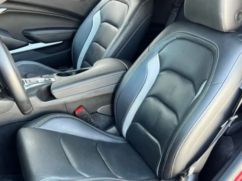 More photos of 2021 Chevrolet Camaro 2LT at Noblesville Imports, IN