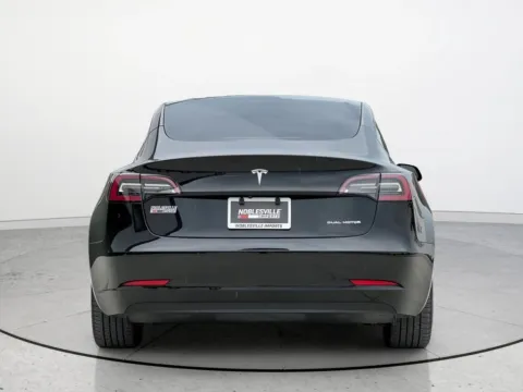 More photos of 2021 Tesla Model 3 Long Range at Noblesville Imports, IN