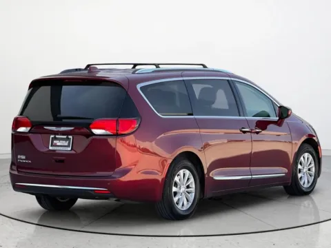 Photos of 2019 Chrysler Pacifica Touring L for sale in Noblesville, IN at Noblesville Imports