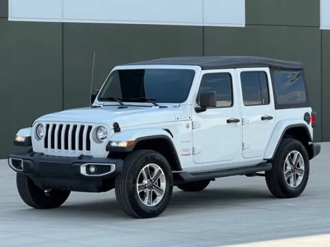 White 2022 Jeep Wrangler Unlimited Sahara for sale in Noblesville, IN