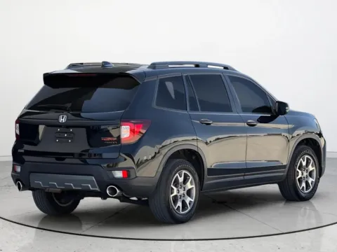 Photos of 2022 Honda Passport TrailSport for sale in Noblesville, IN at Noblesville Imports