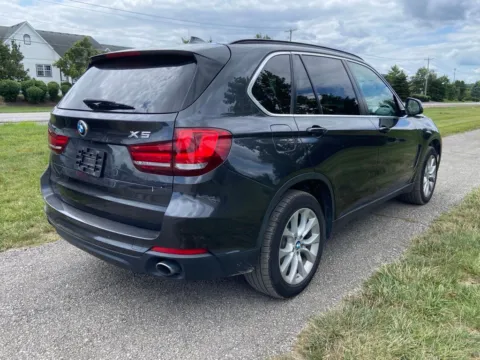 More photos of 2016 BMW X5 xDrive35i at Noblesville Imports, IN