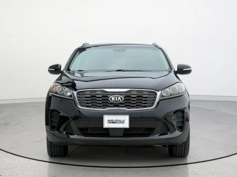 More photos of 2020 Kia Sorento S at Noblesville Imports, IN