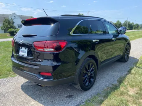 More photos of 2020 Kia Sorento S at Noblesville Imports, IN