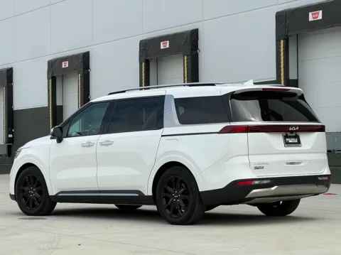 More photos of 2023 Kia Carnival SX Prestige at Noblesville Imports, IN