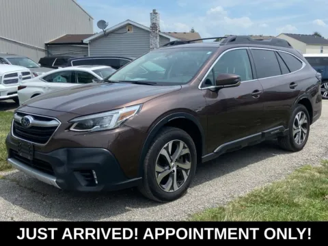 Brown 2022 Subaru Outback Limited for sale in Noblesville, IN