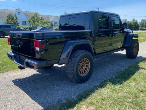 More photos of 2023 Jeep Gladiator Willys at Noblesville Imports, IN