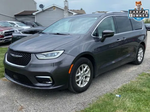 Gray 2021 Chrysler Pacifica Touring L for sale in Noblesville, IN