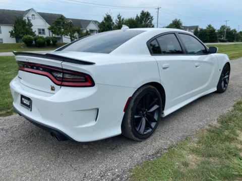 More photos of 2019 Dodge Charger R/T Scat Pack at Noblesville Imports, IN
